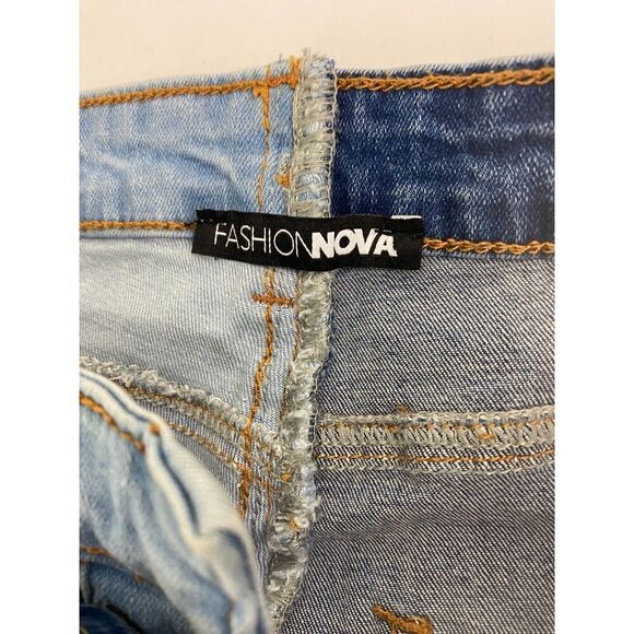 Fashion Nova Day Night Skinny Jeans Two Toned - Size 5 Juniors - Picture 7 of 11